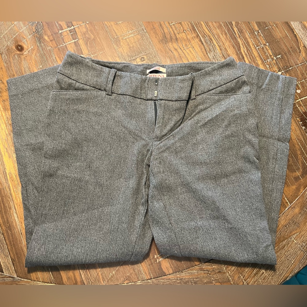 Merona pixie dress pant. Grey. Size 6.